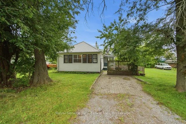 5418 Lakeshore Drive, Hamilton Township