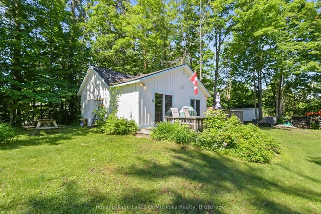 180 Two Road 2, Gravenhurst
