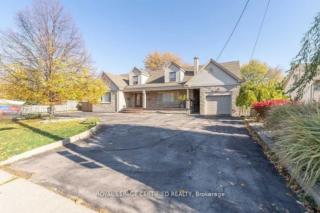 110 Gray Road, Hamilton