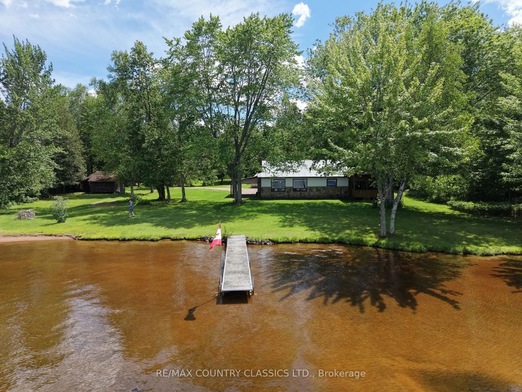 107 Maika Road, Madawaska Valley