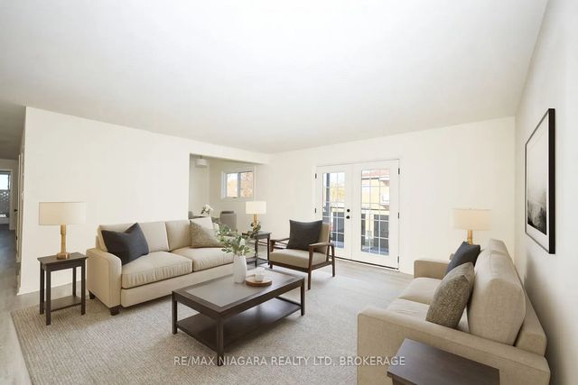 141 Plymouth Road Unit 8, Welland