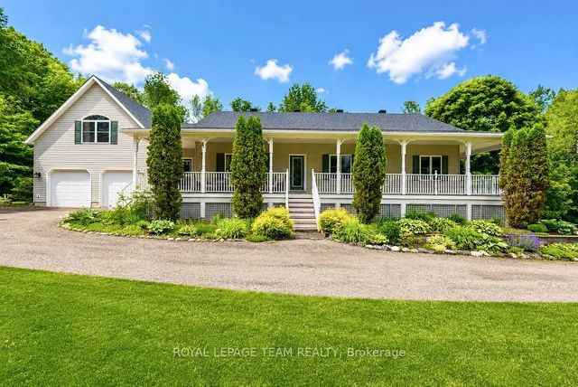698 Barryvale Road, Greater Madawaska