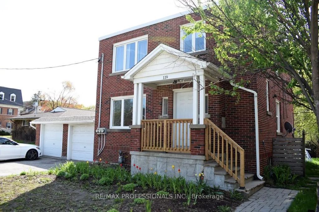 119 Erb Street E A-upper, Waterloo