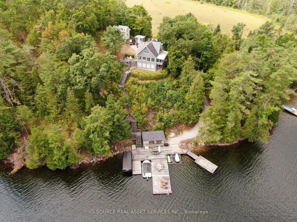 1096 Lois Lane, Minden Hills