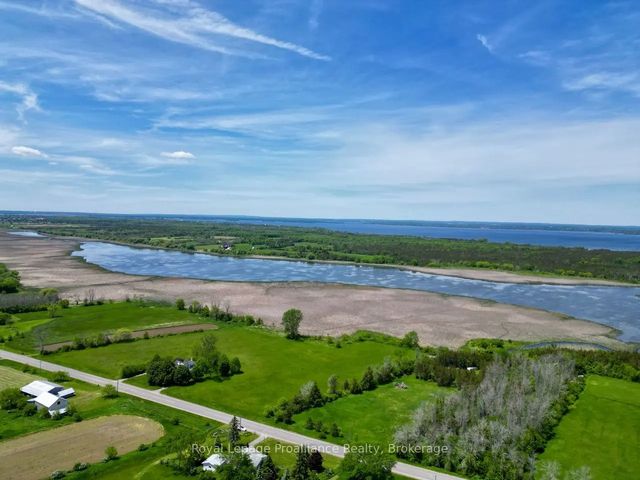 1159 County Road 15 Road, Prince Edward County