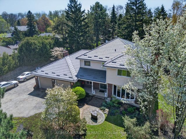 44 Northcrest Drive, London North