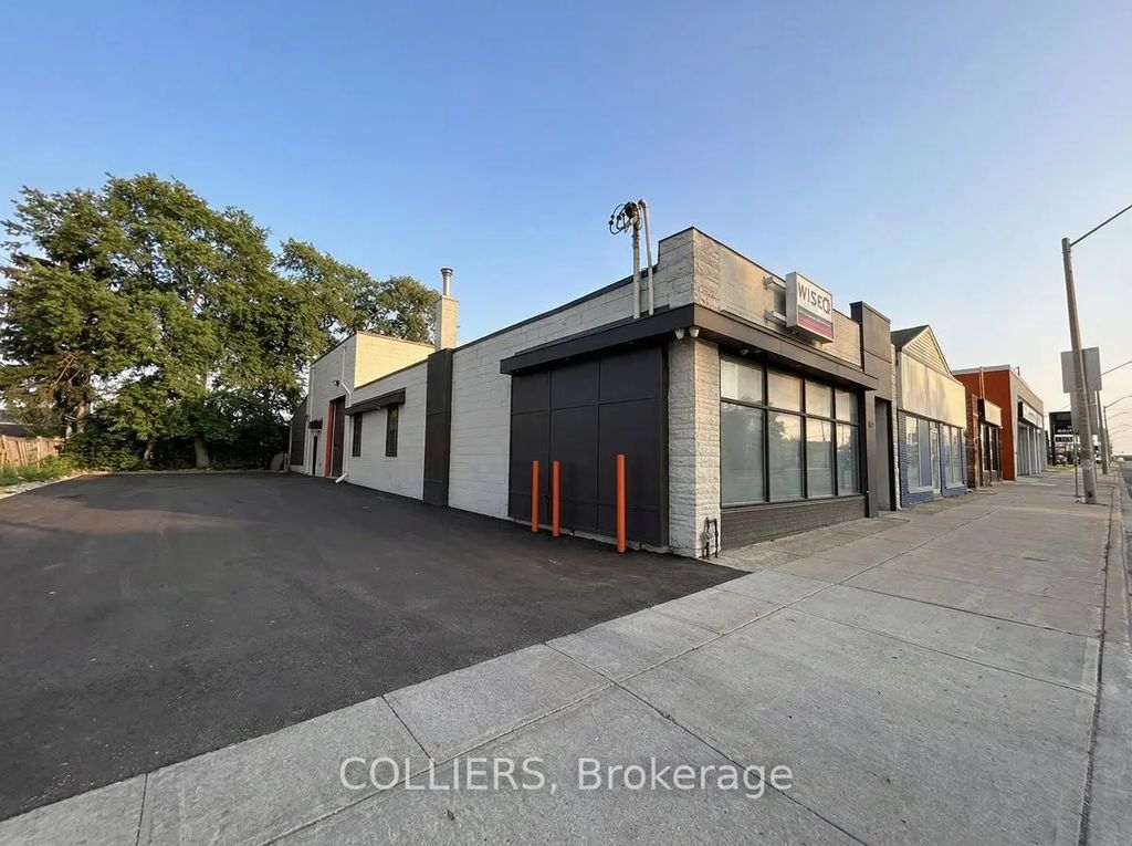 108 Parkdale Avenue N, Hamilton