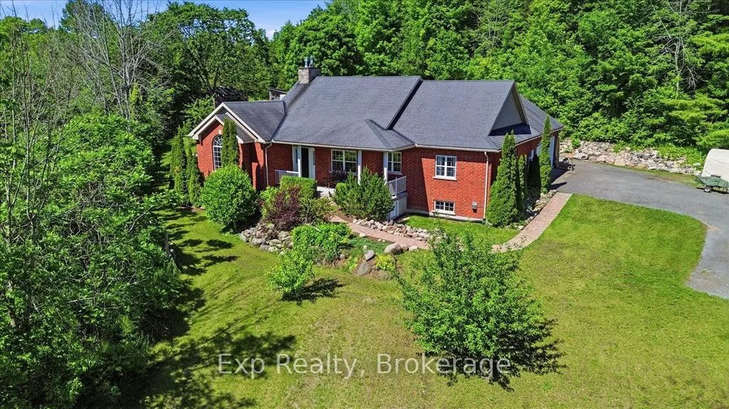 54 Murray Harrington Road, Quinte West