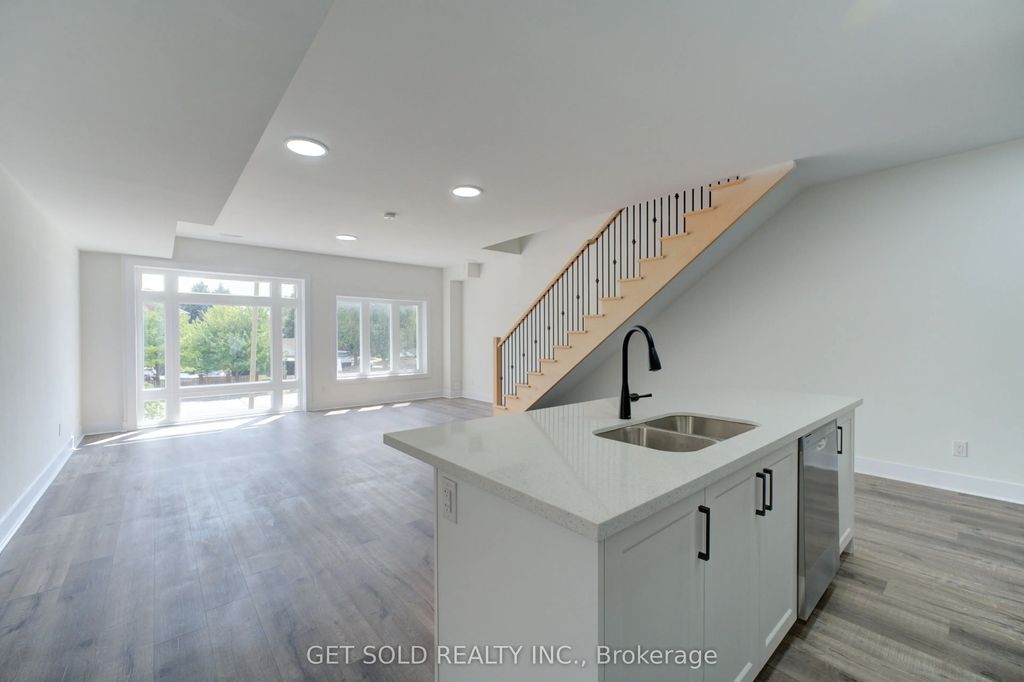 6701 Thorold Stone Road 12, Niagara Falls