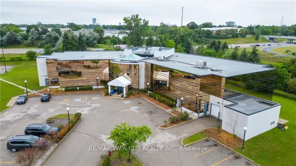 575 Riverbend Drive, Kitchener
