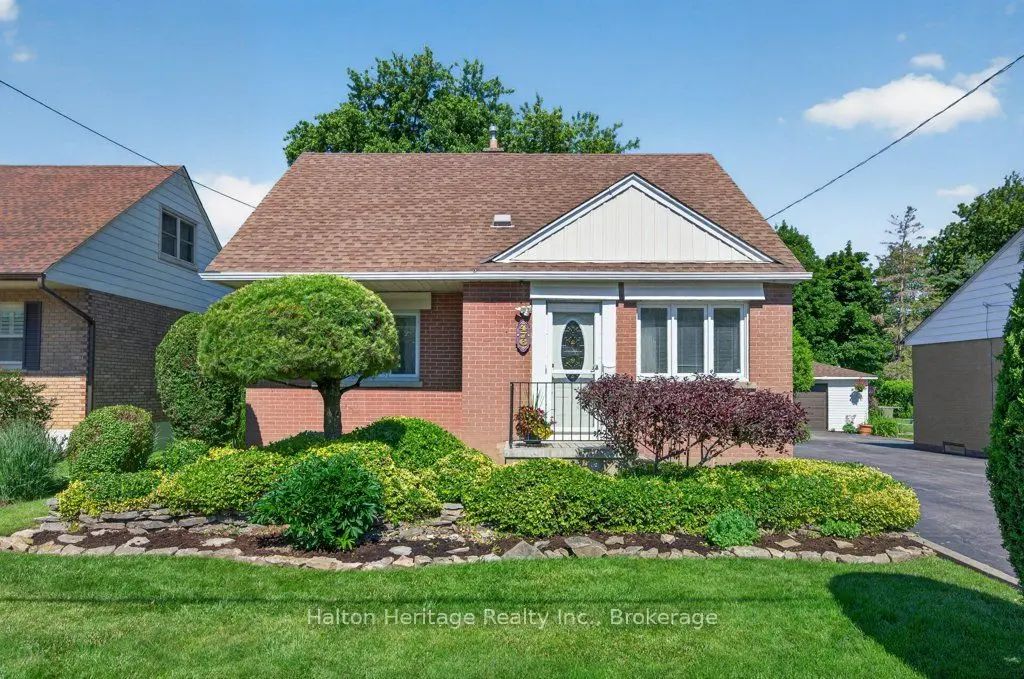 476 East 37th Street, Hamilton