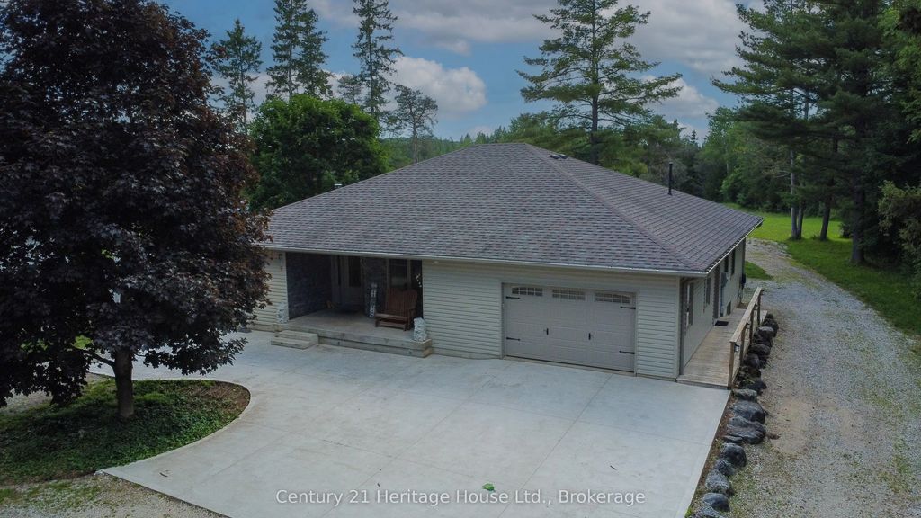 314844 6 Highway, West Grey