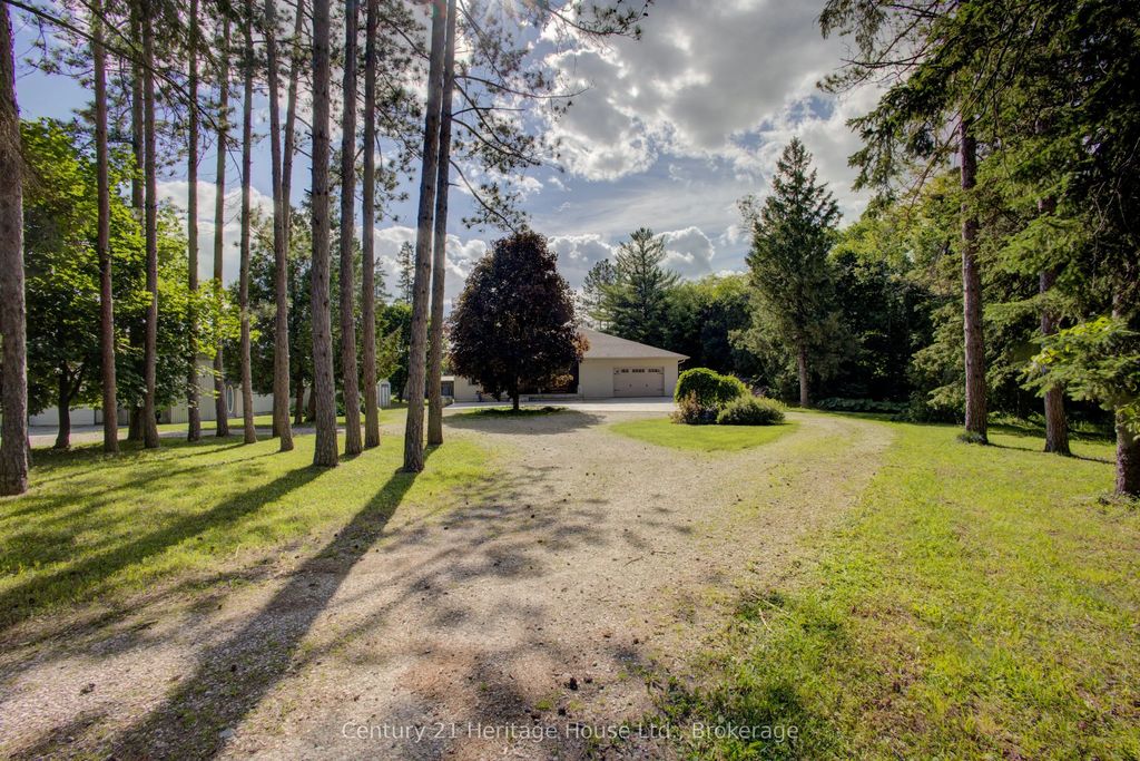 314844 6 Highway, West Grey