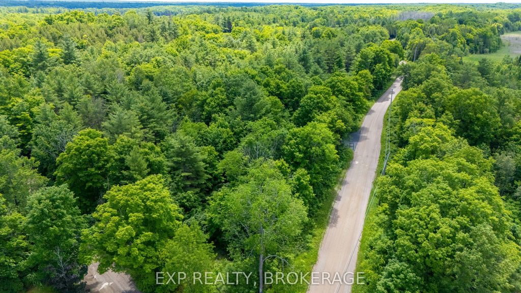 1881 Elm Tree Road, Frontenac