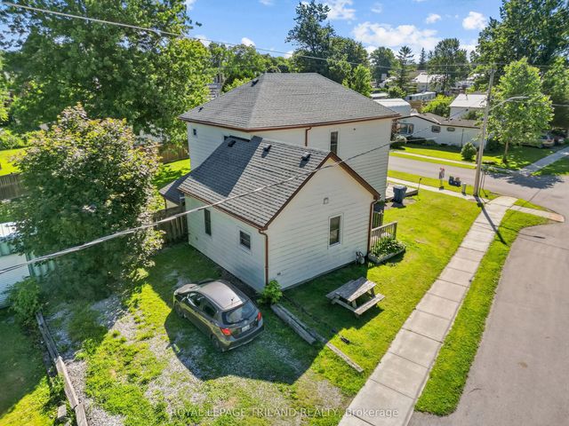 15 Dundas Street, Newbury