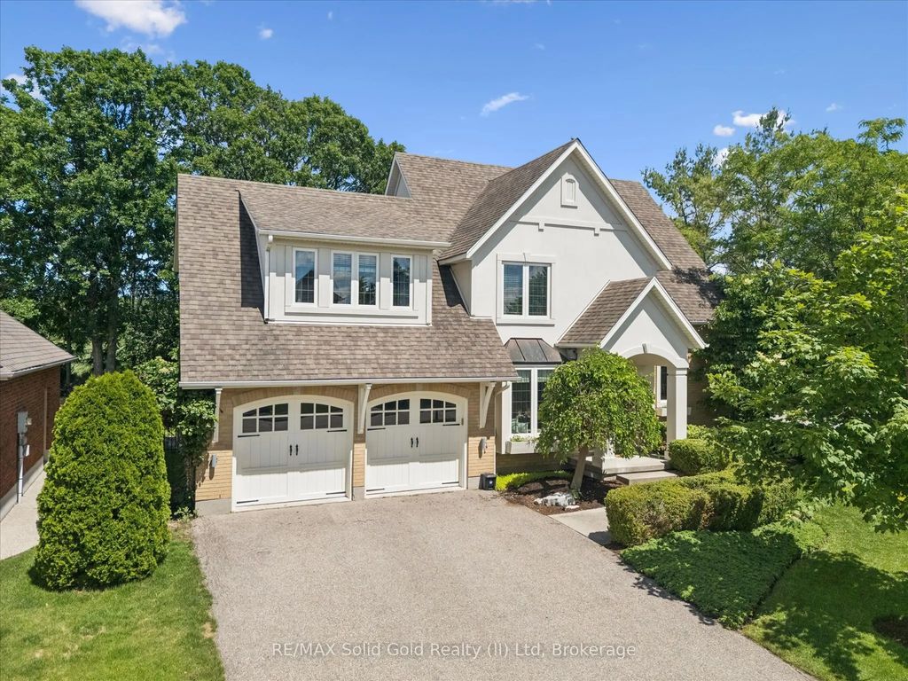 576 Falconridge Crescent, Waterloo