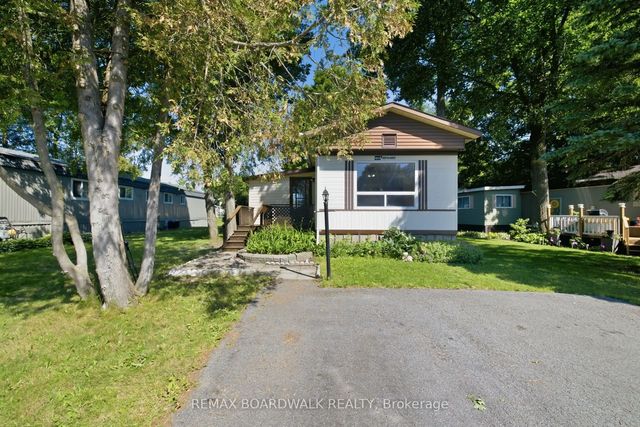 516 Maplegrove Road, Carleton Place