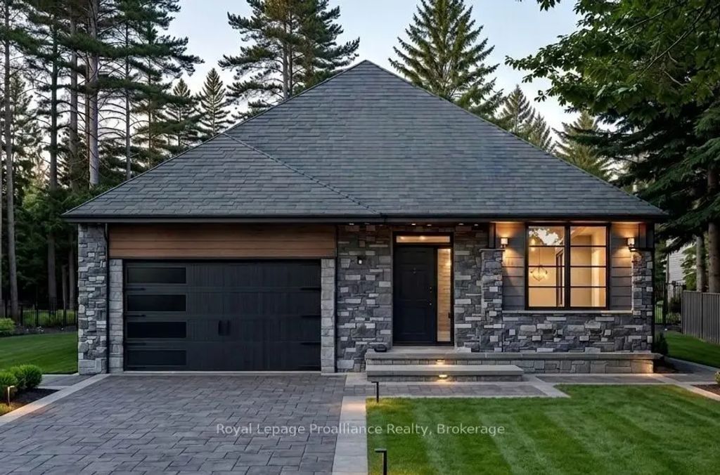 32 Deerview Drive, Quinte West