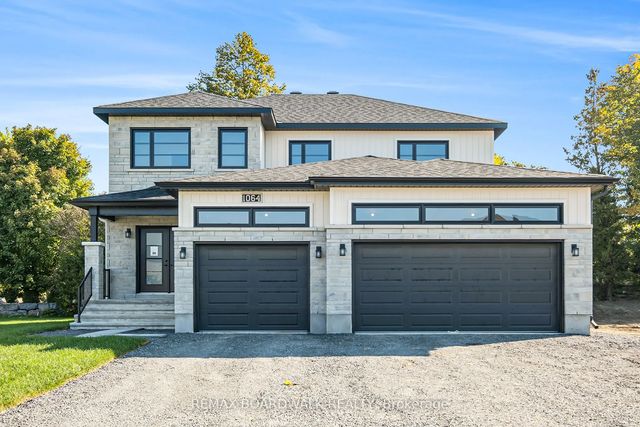 1064 Chablis Crescent, Russell