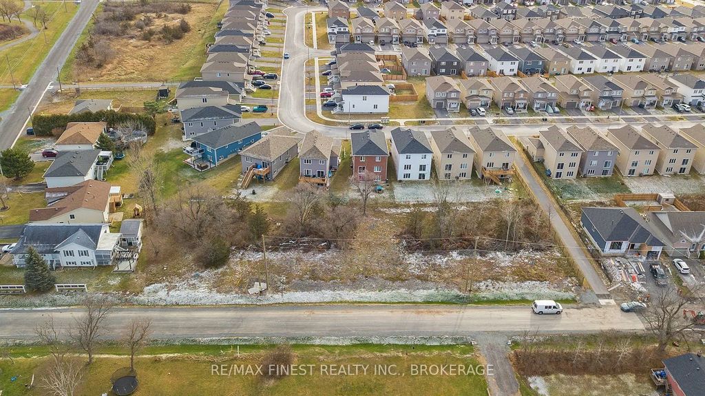 Lot 8 Emma Street, Loyalist