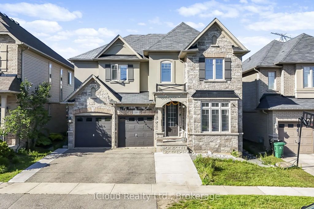 795 Robert Ferrie Drive, Kitchener