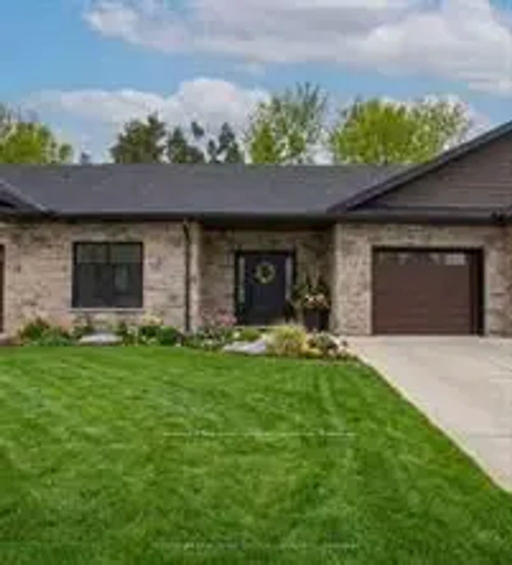 1182 Queen Street 52, Kincardine