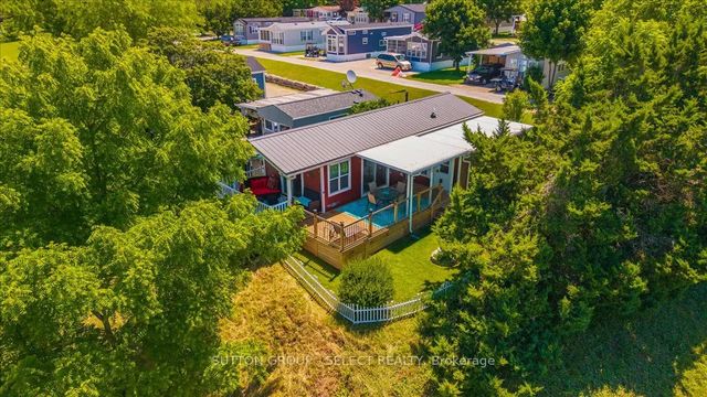 8685 Rock Glen Road 400, Lambton Shores