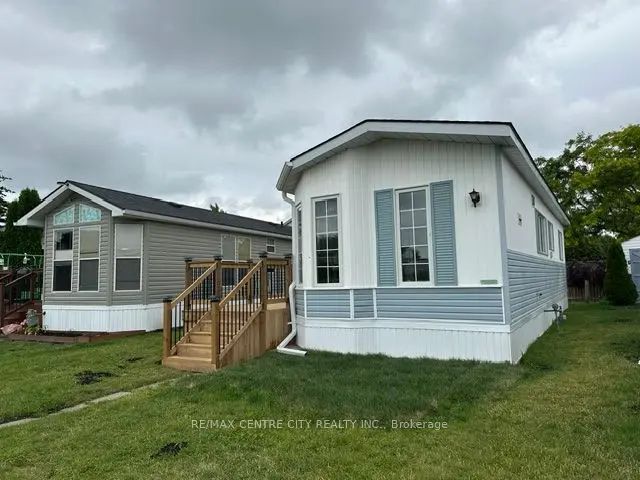 Photo of Listing #X13494270