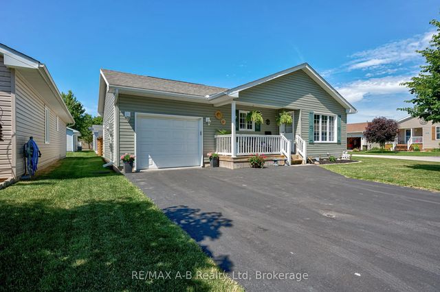 12 Kellestine Drive, Strathroy-Caradoc