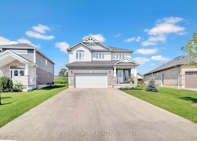 135 Stephenson Way, Minto