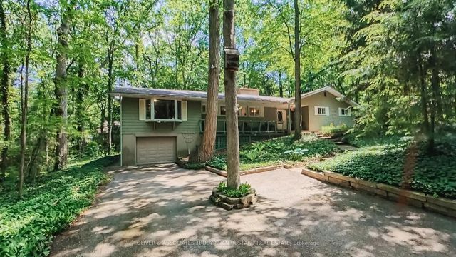 10294 S Brewster Boulevard S, Lambton Shores