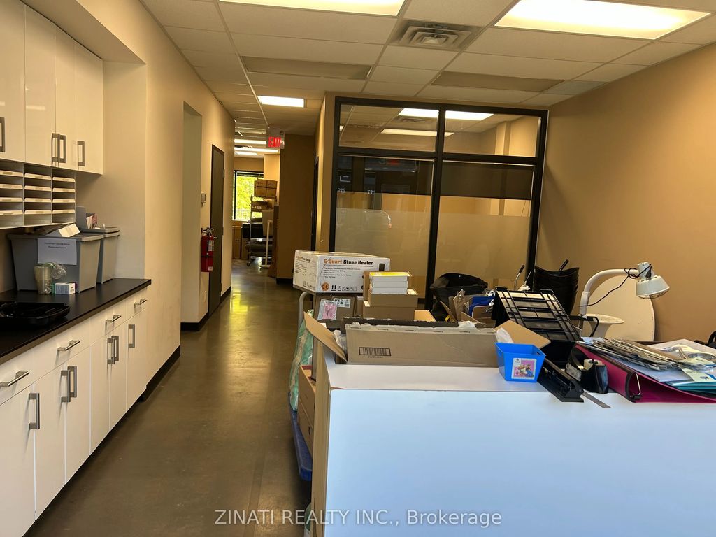 2310 St. Laurent Boulevard 316-320, Hunt Club - South Keys and Area