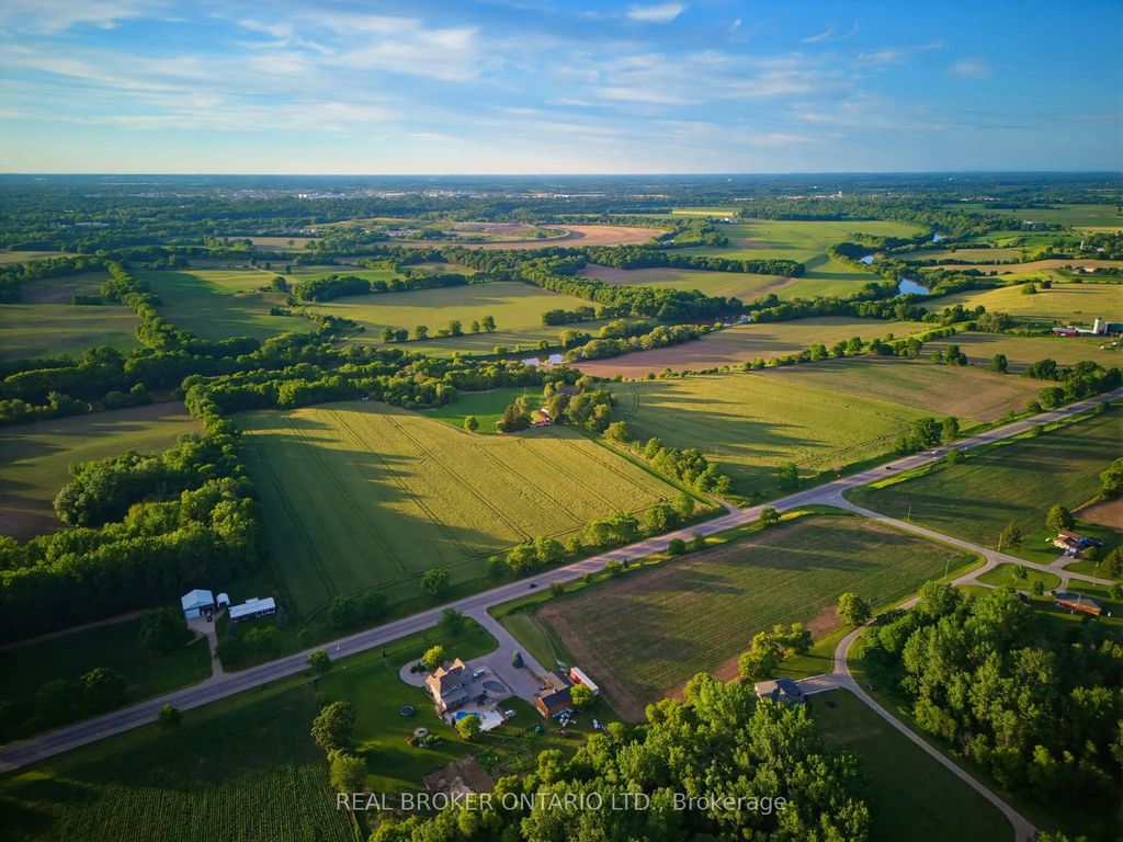 99 County Road 18 Road, Brant