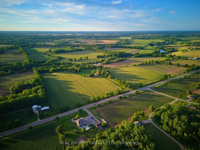 99 County Road 18 Road, Brant