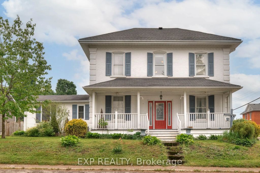 181 Shuter St Street, North Huron