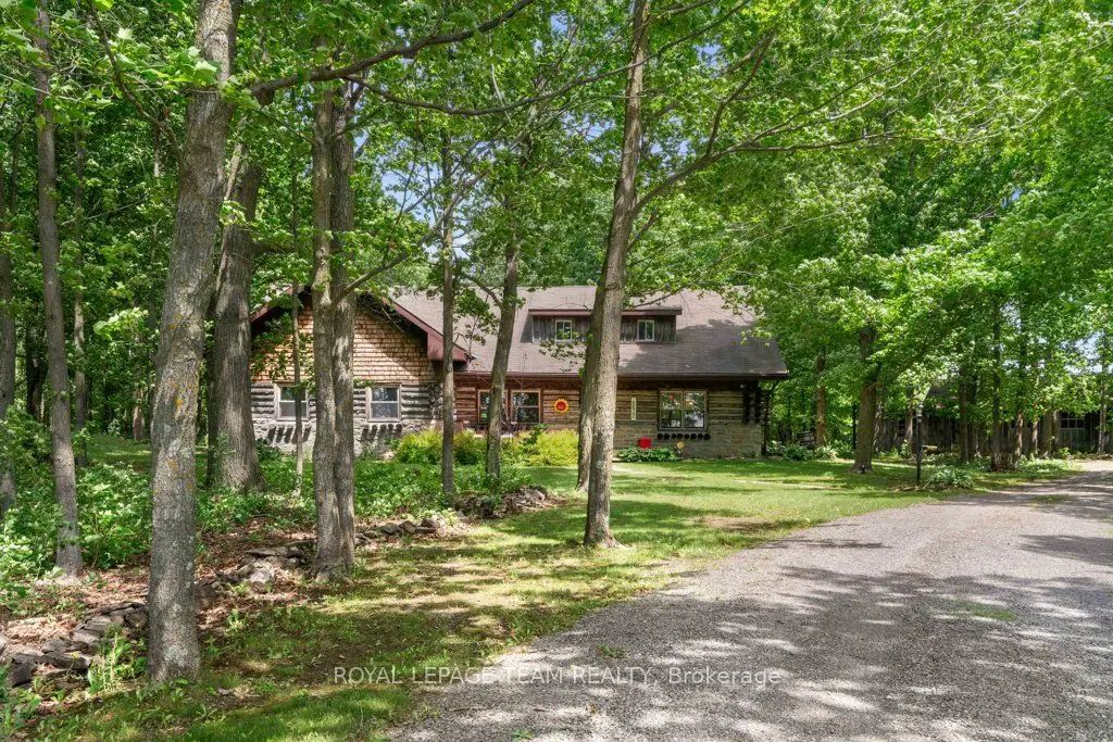 1462 Rideau River Road, Montague