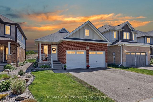 1380 Caen Avenue, Woodstock