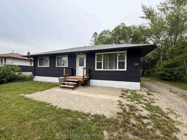 79 Maple Crescent, Atikokan