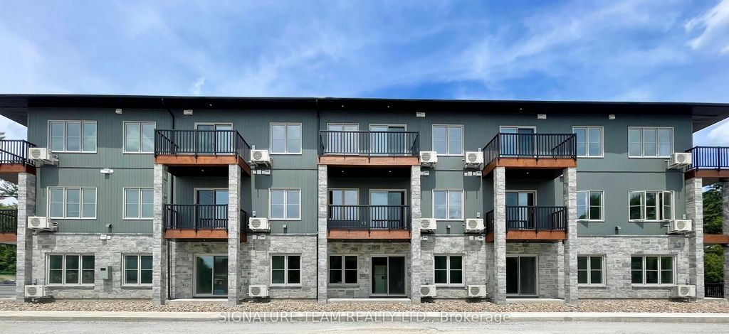 78 B Queen Street 208, Bonnechere Valley