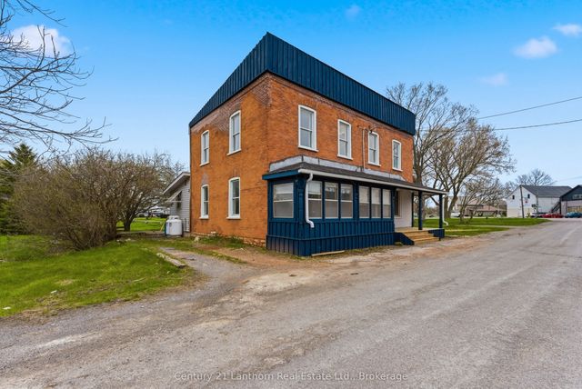 16 Store Street A, Prince Edward County