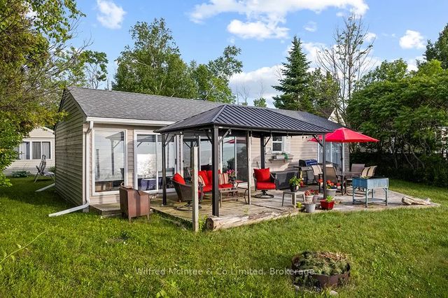 531 Bruce Road 13 Road, Native Leased Lands