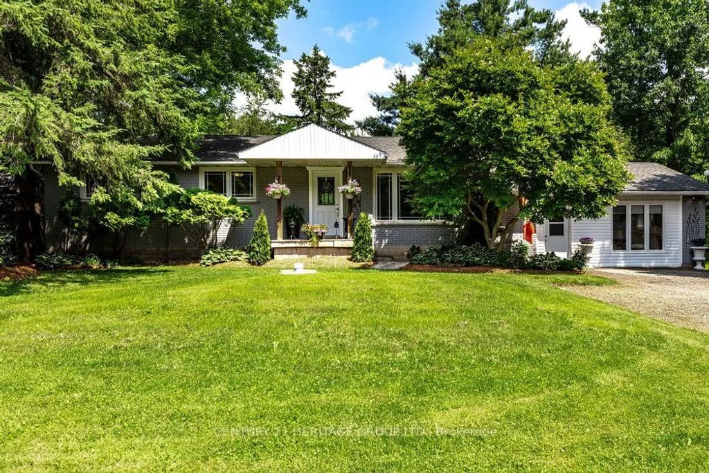2147 Governors Road, Hamilton