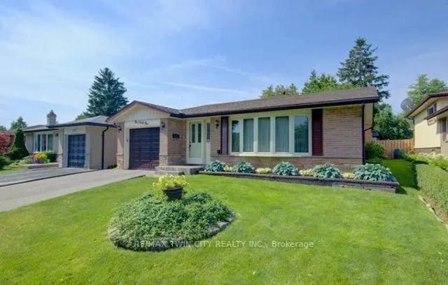 141 Hazelglen Drive, Kitchener