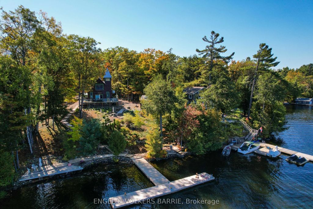 1669 Walkers Pt Road, Muskoka Lakes