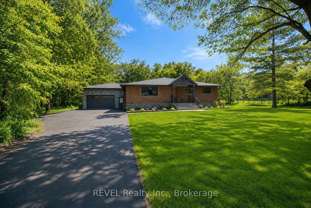 8780 Brown Road, Niagara Falls