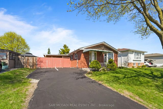 79 Locheed Drive, Hamilton