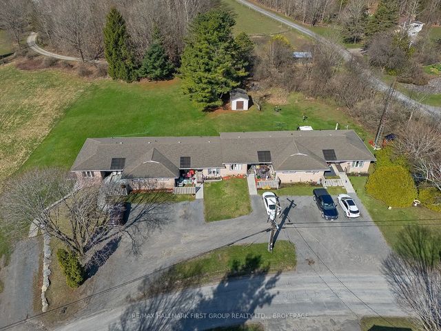 128 Haskins Point Road, Leeds and the Thousand Islands