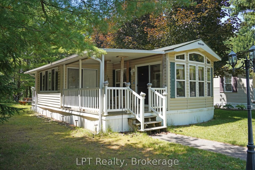 13 Southline Avenue M44, Huron-Kinloss
