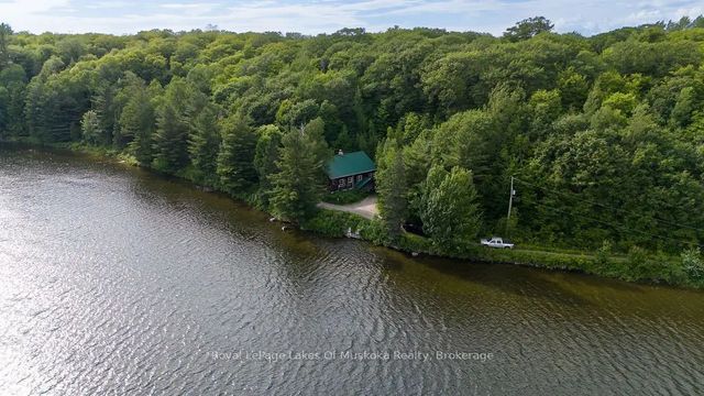 2245 Ahmic Lake Road, Magnetawan