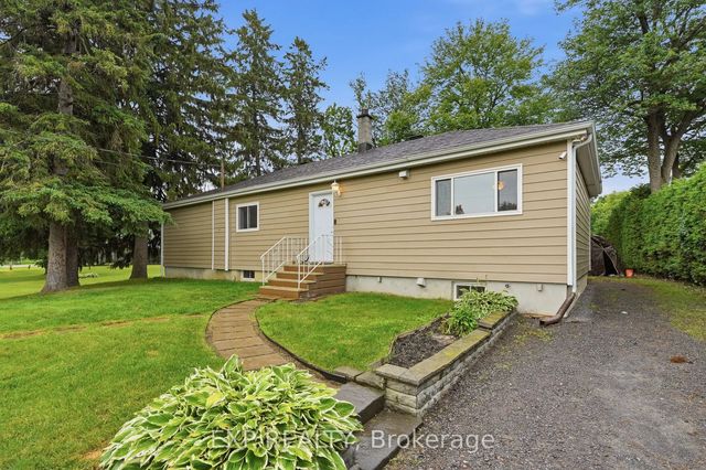1876 Division Street, Orleans - Cumberland and Area